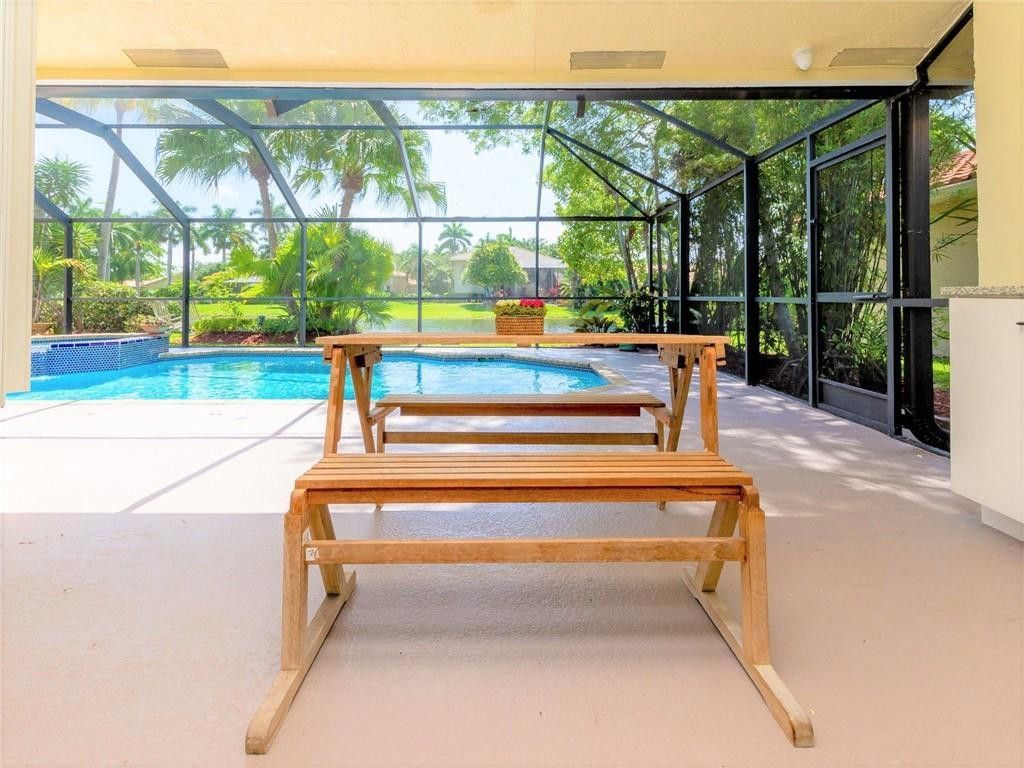 1230 Fairfax Court, Weston, FL 33326 Photo
