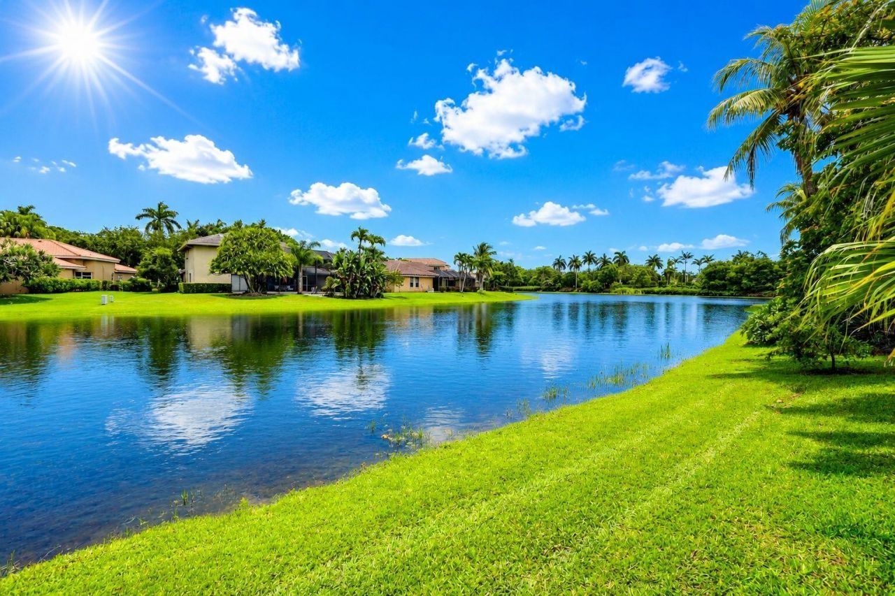 1230 Fairfax Court, Weston, FL 33326 Photo