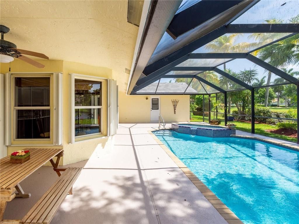 1230 Fairfax Court, Weston, FL 33326 Photo