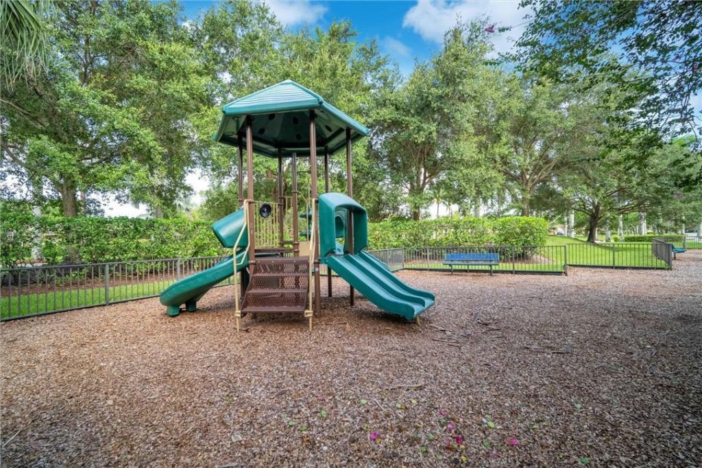 1230 Fairfax Court, Weston, FL 33326 Photo