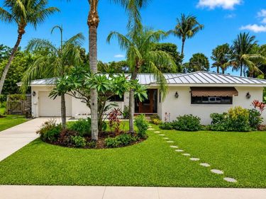 450 SW 12th Terrace, Boca Raton, FL 33486