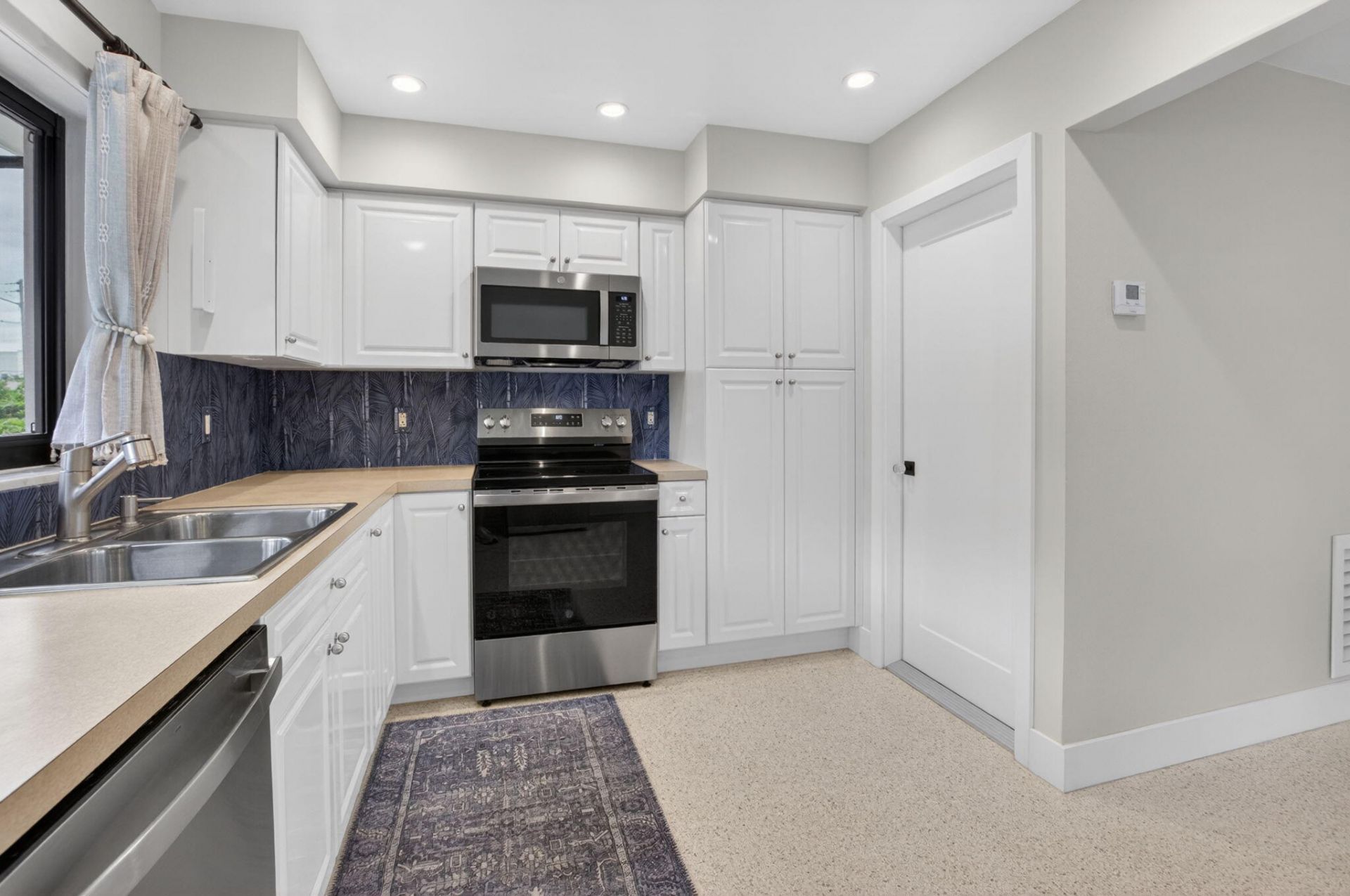 450 SW 12th Terrace, Boca Raton, FL 33486 Photo