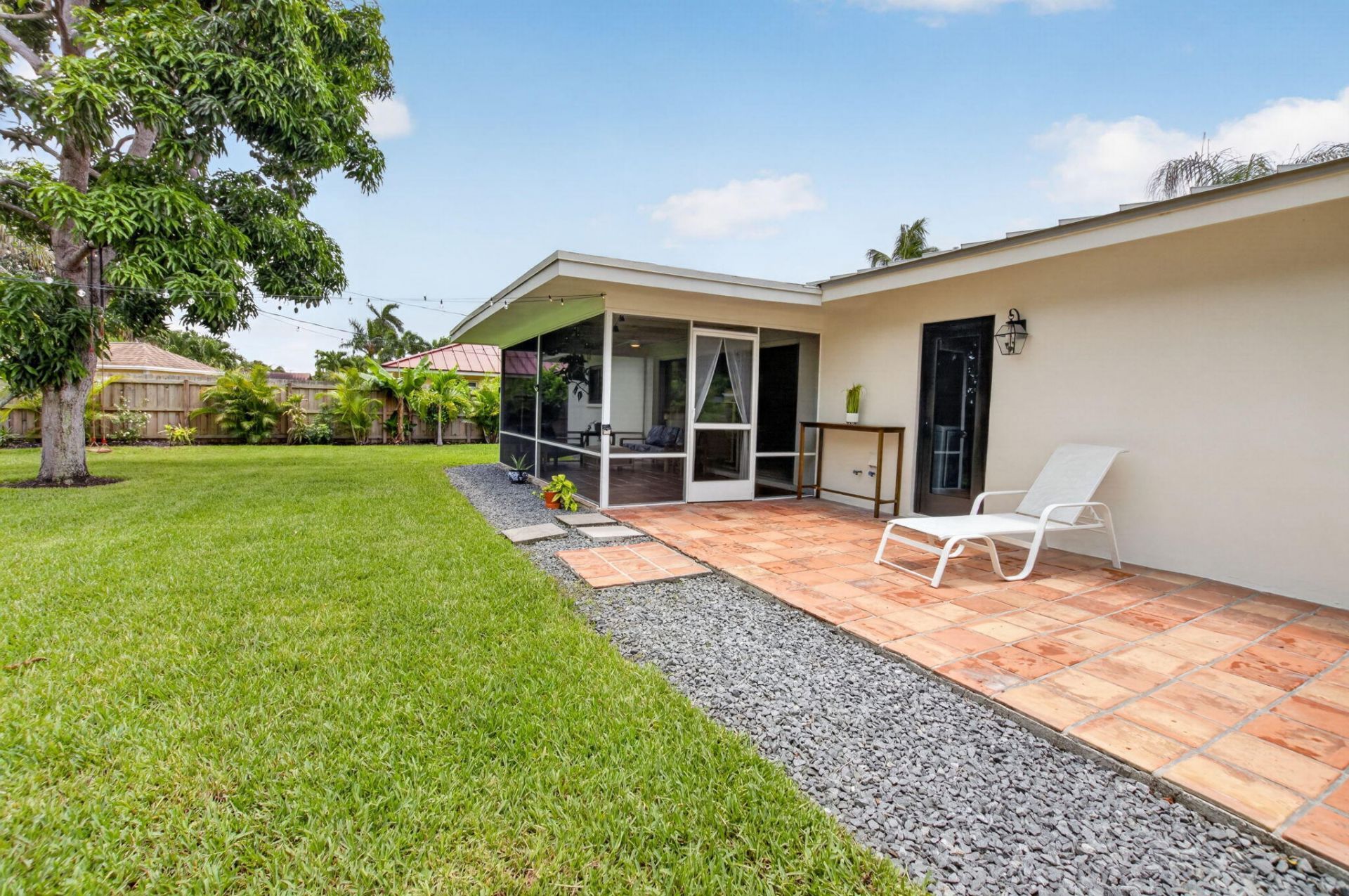 450 SW 12th Terrace, Boca Raton, FL 33486 Photo