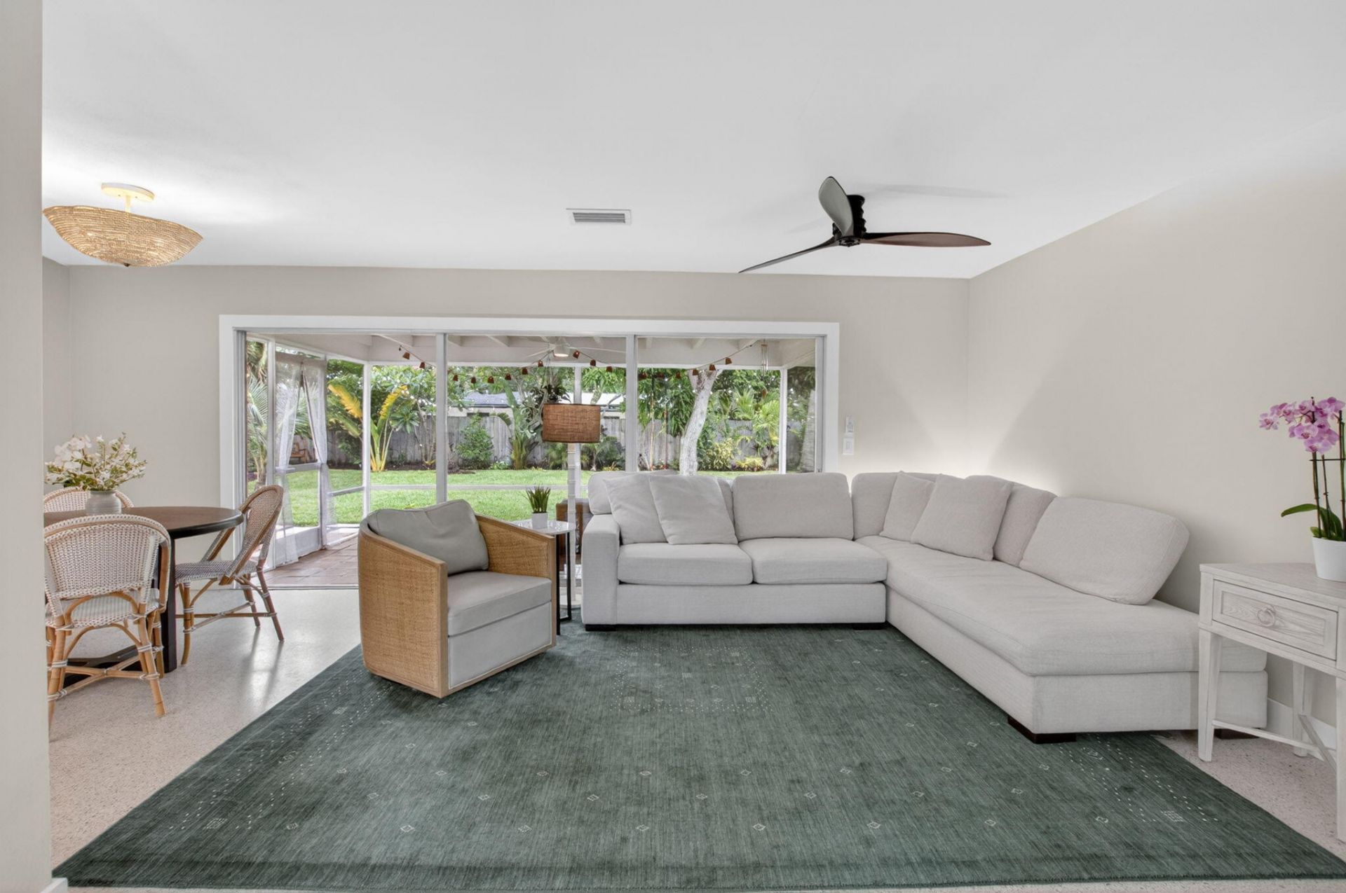 450 SW 12th Terrace, Boca Raton, FL 33486 Photo