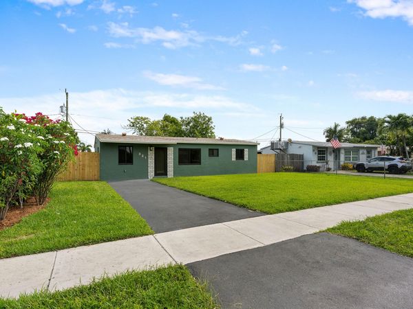 321 NE 59th Street, Oakland Park, FL 33334