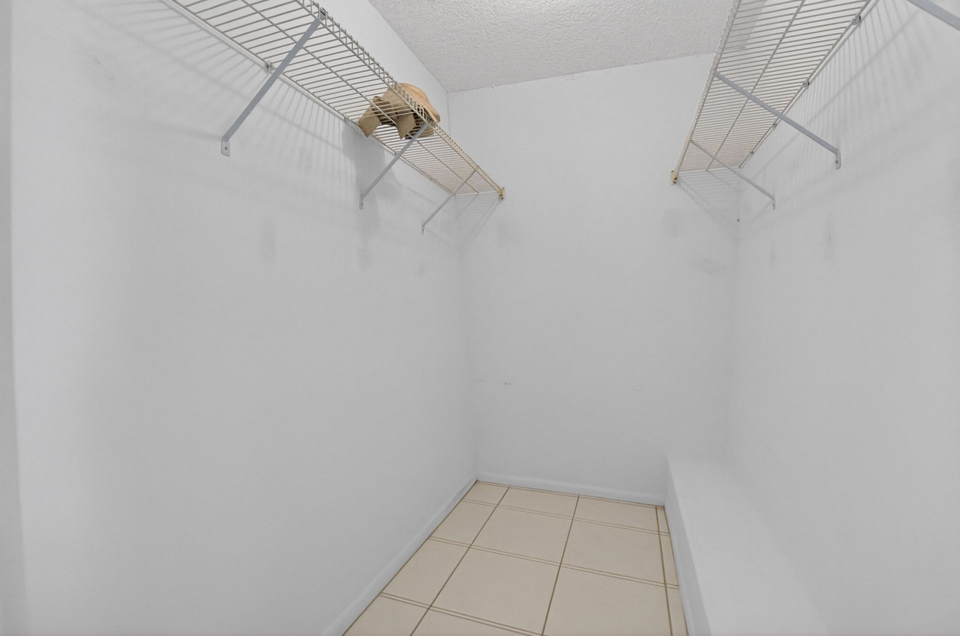 1565 Augusta Circle, Unit 103, Delray Beach, FL 33445 Photo