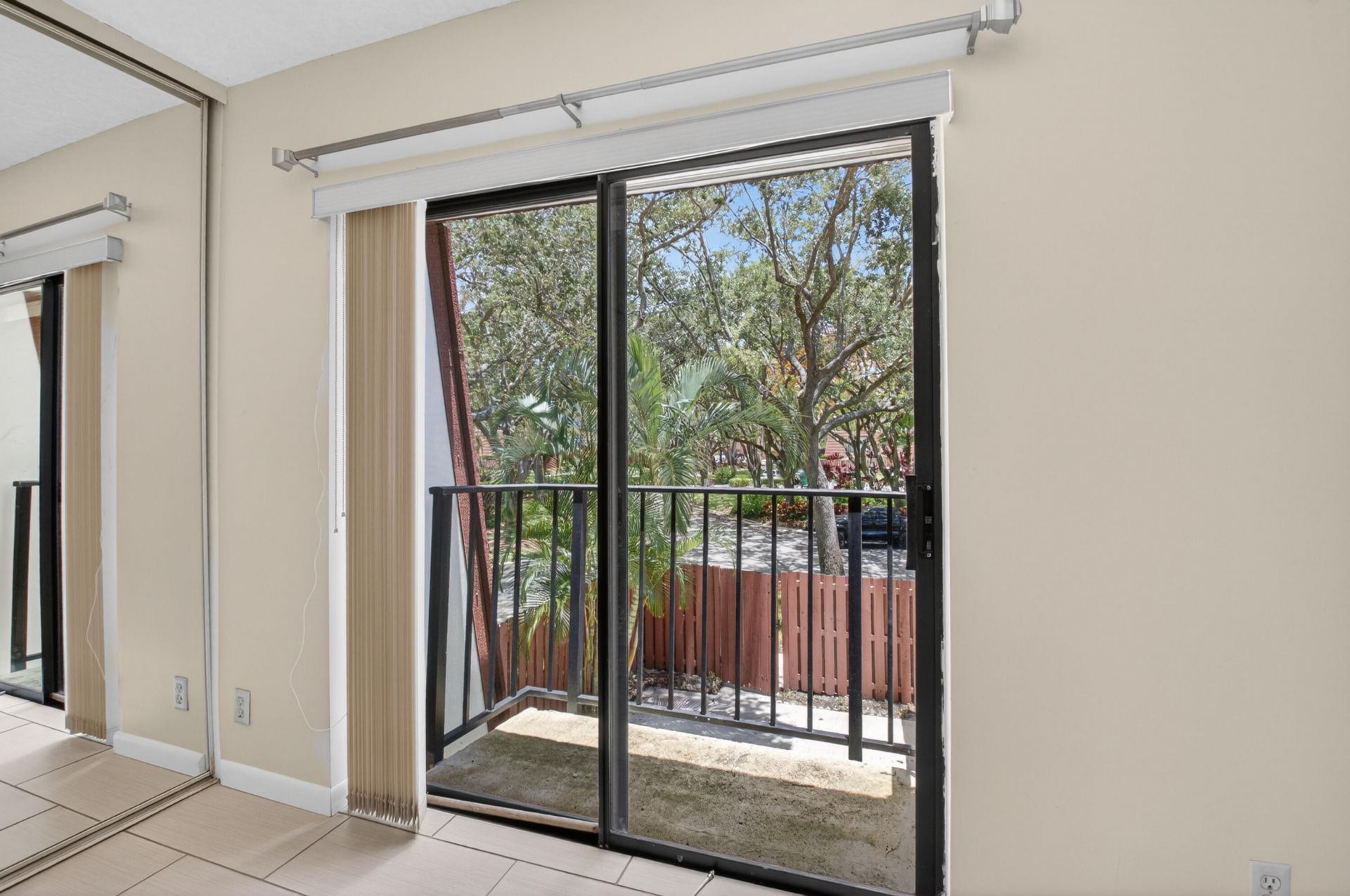 1565 Augusta Circle, Unit 103, Delray Beach, FL 33445 Photo