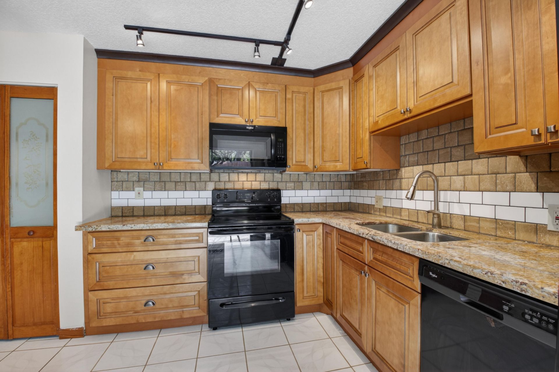 1565 Augusta Circle, Unit 103, Delray Beach, FL 33445 Photo
