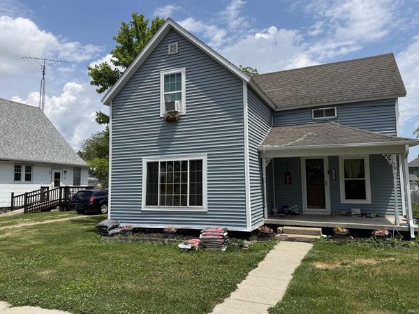 128 S Brooks Street, Francesville, IN 47946