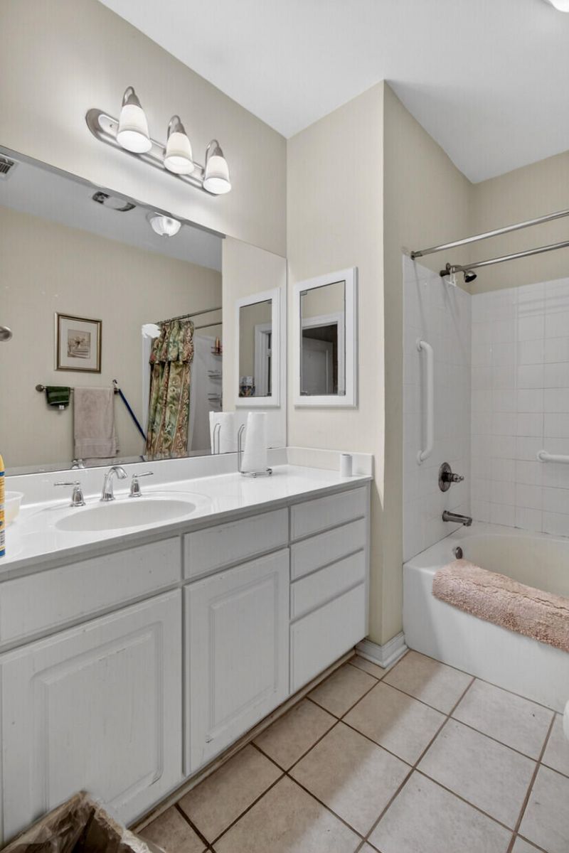 1025 Riverland Woods Place Photo 16