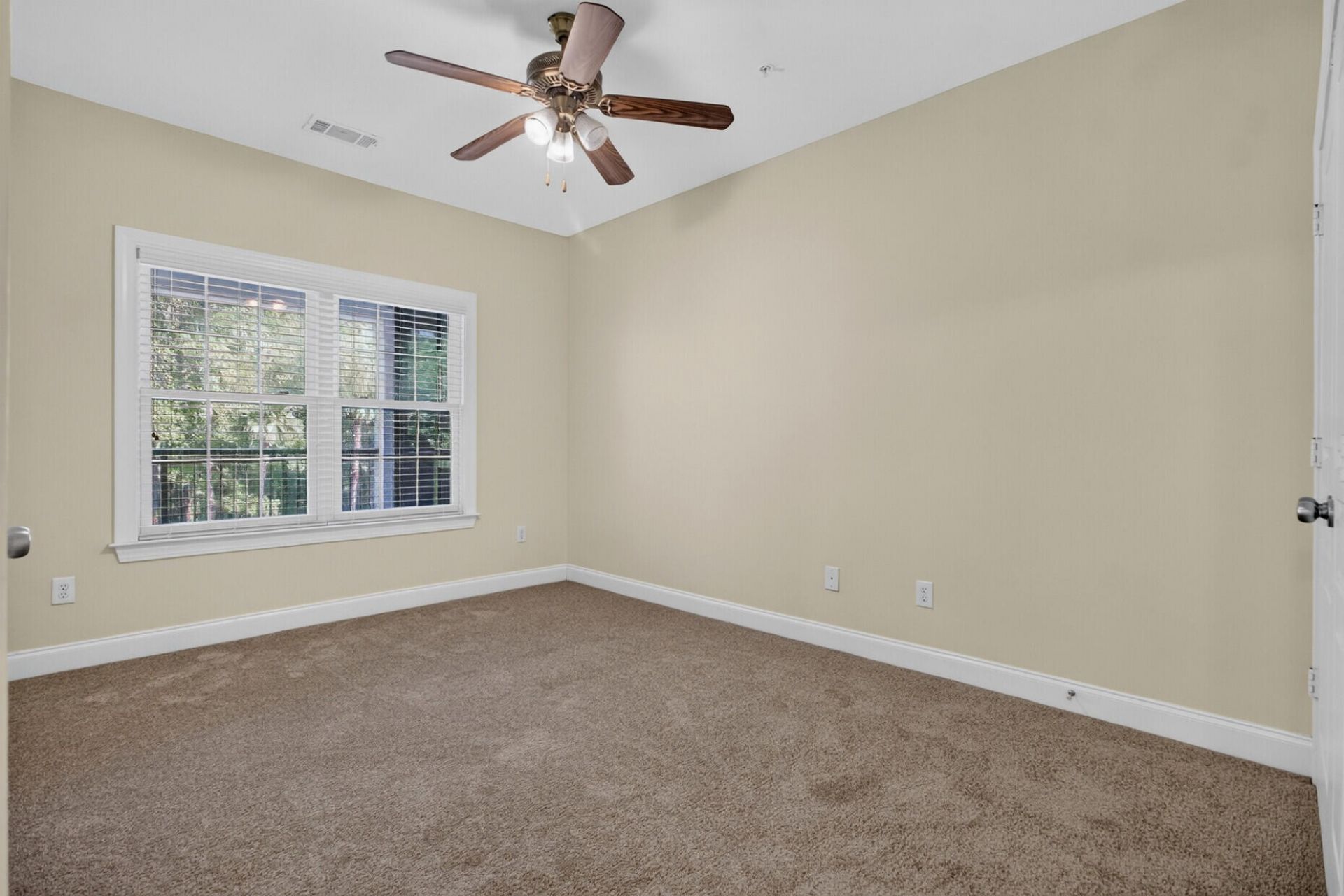1025 Riverland Woods Place Photo 24