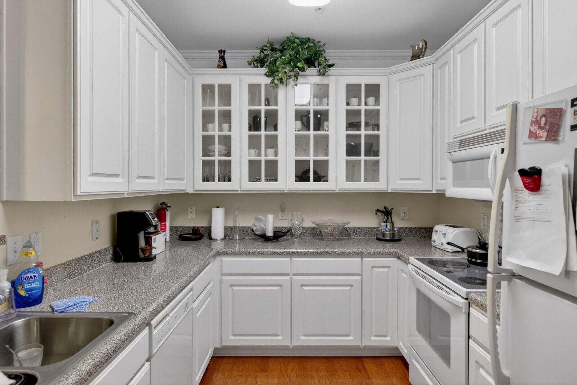 1025 Riverland Woods Place Photo 7