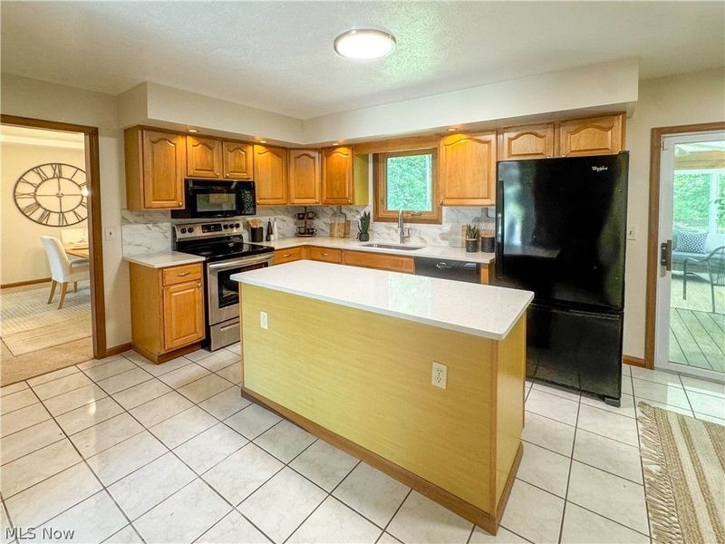 2057 Burning Tree Lane, Youngstown, OH 44505 Photo 15