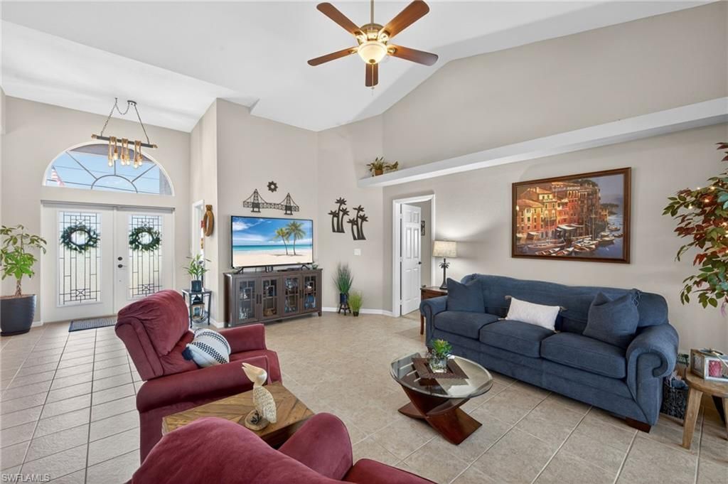 527 SW 40th Ter , Cape Coral, FL 33914 Photo