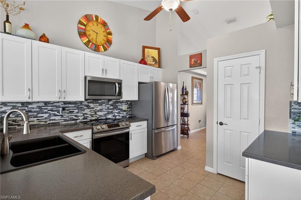 527 SW 40th Ter , Cape Coral, FL 33914 Photo