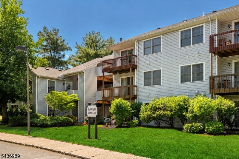 161 Stonyridge Dr, Lincoln Park, NJ 07035 Main Photo