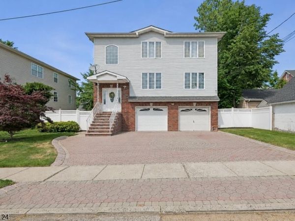 1411 Mopsick Ave, Linden, NJ 07036