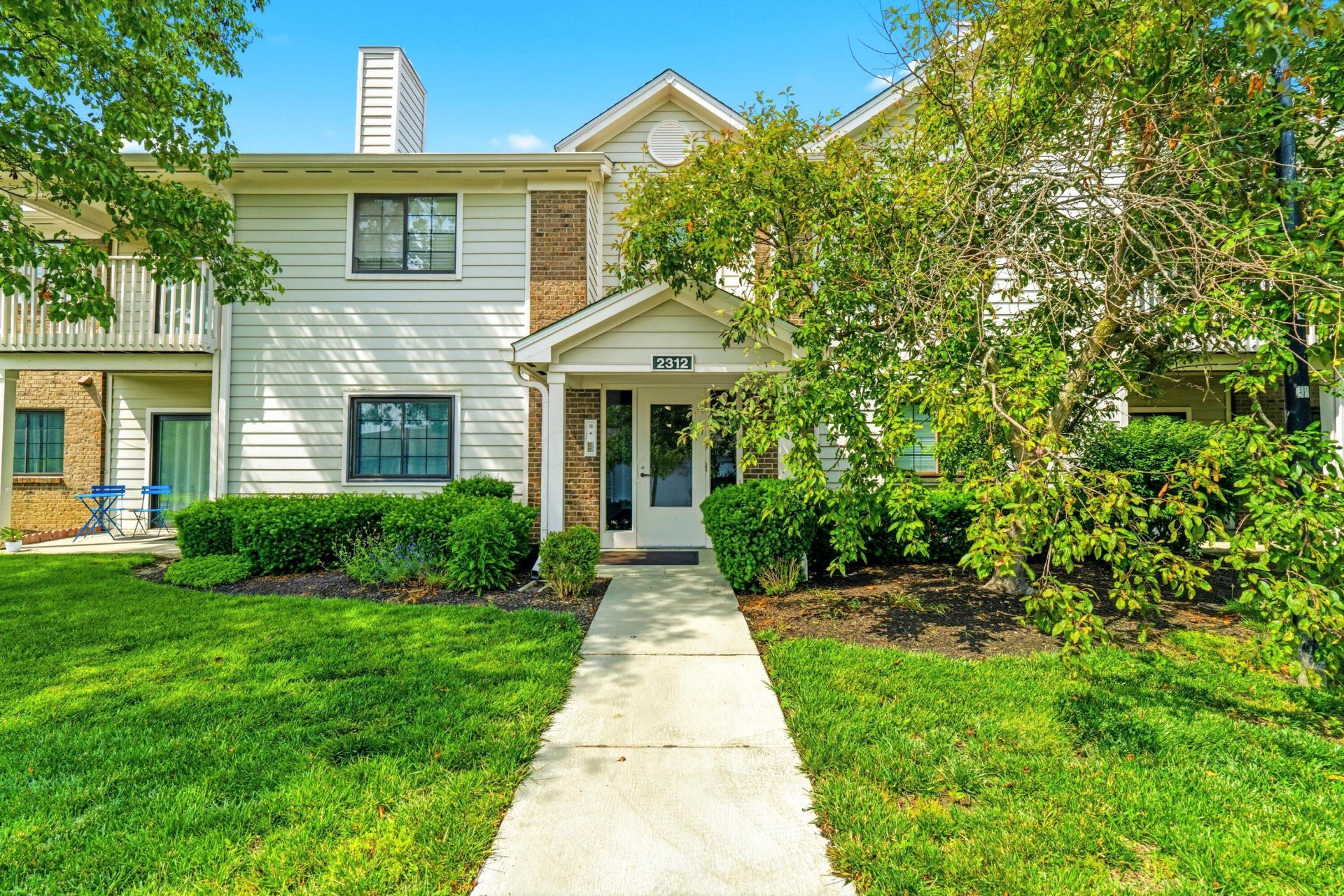 2312 Pinzon Place , Unit 104, Columbus, OH 43235 Main Photo