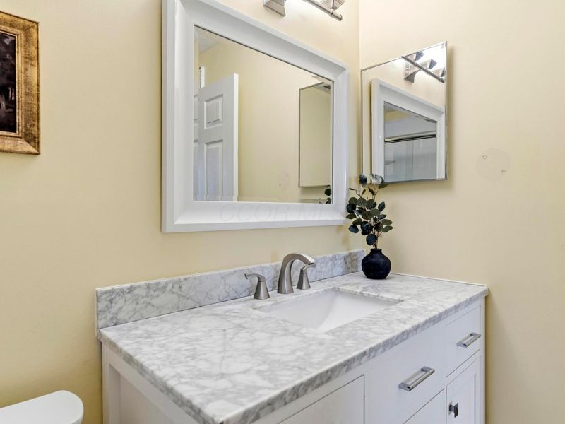 2312 Pinzon Place, Unit 104, Columbus, OH 43235 Photo 32