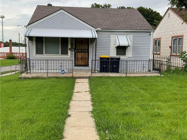 4100 E Linwood Boulevard, Kansas City, MO 64128