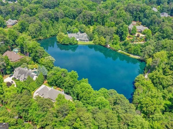 5505 Long Island Drive, Sandy Springs, GA 30327