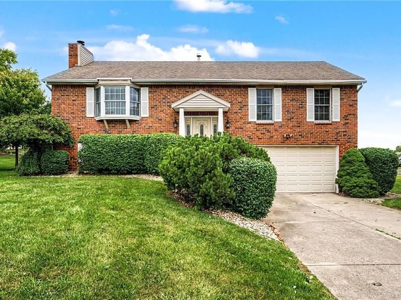 1830 Ashley Drive, Miamisburg, OH 45342 Photo 1