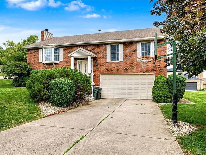 1830 Ashley Drive, Miamisburg, OH 45342 Photo 2