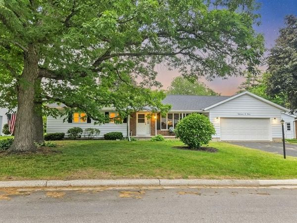 1309 Hickory Dr, Jefferson, WI 53549