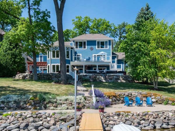 N37W26675 Kopmeier Dr, Pewaukee, WI 53072