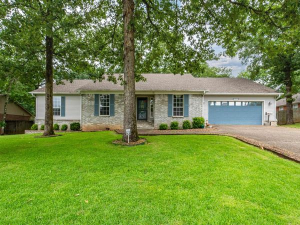 102 Doe Run Place , Hot Springs, AR 71913
