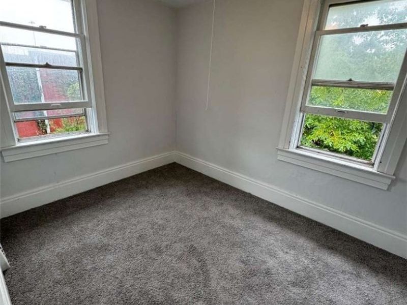 426 E 160 Street, Cleveland, OH 44110 Photo 9