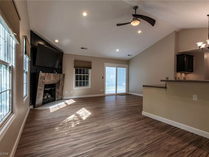 416 Harbor Ridge Lane, Fairport Harbor, OH 44077 Photo 9
