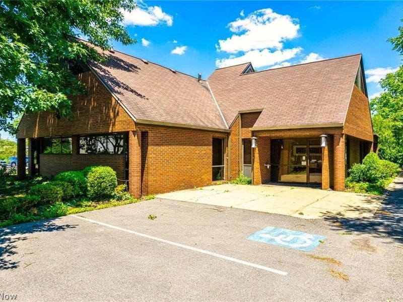 6061 S Broadway, Lorain, OH 44053 Photo 4