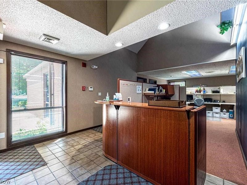 6061 S Broadway, Lorain, OH 44053 Photo 9