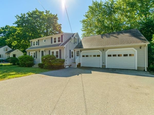 16 Rangeway Rd, Billerica, MA 01862