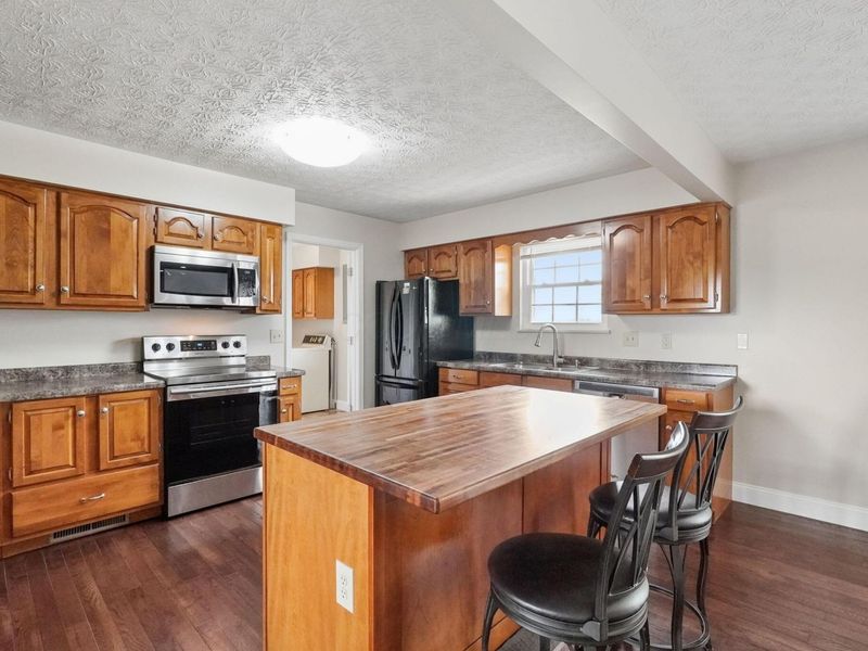 1408 Northridge Road , Circleville, OH 43113 Photo 14