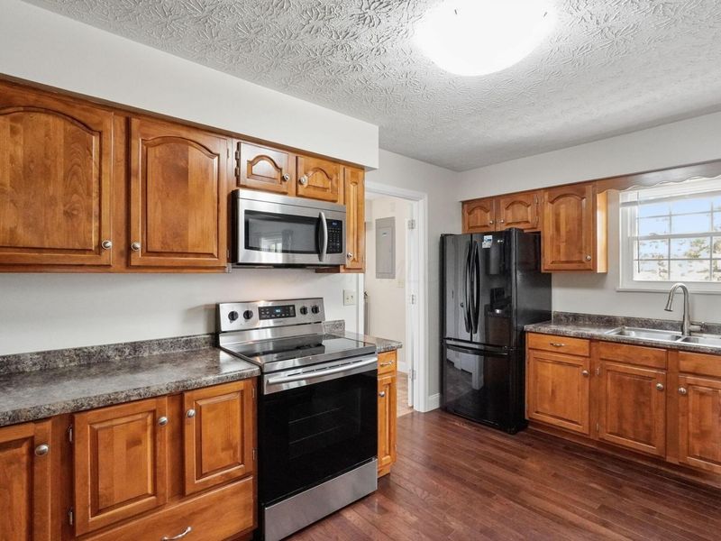 1408 Northridge Road , Circleville, OH 43113 Photo 15