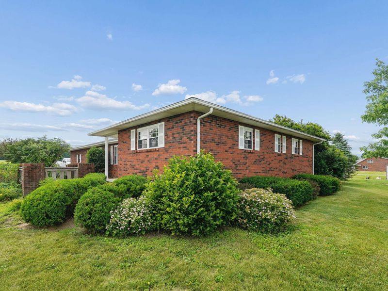 1408 Northridge Road , Circleville, OH 43113 Photo 3