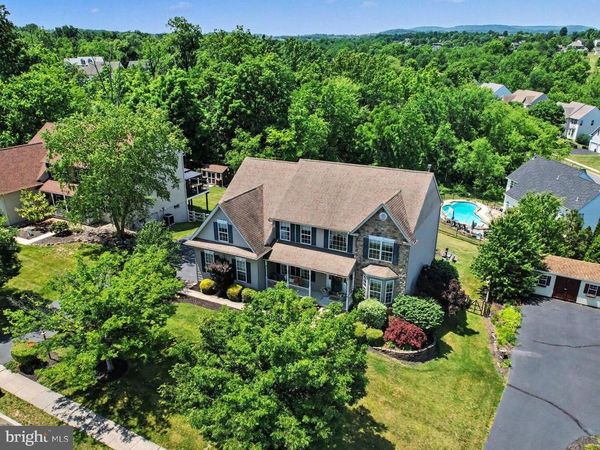 2885 FAGLEYSVILLE ROAD, GILBERTSVILLE, PA 19525