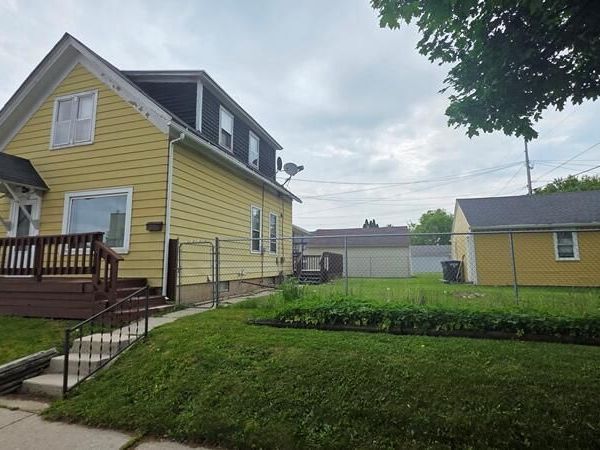 1423 N 17th STREET, Sheboygan, WI 53081