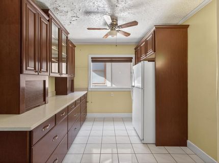3265 Mckinley Blvd, Sacramento, CA 95816 Photo