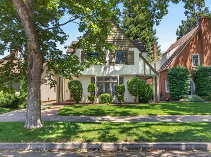 3265 Mckinley Blvd, Sacramento, CA 95816 Photo
