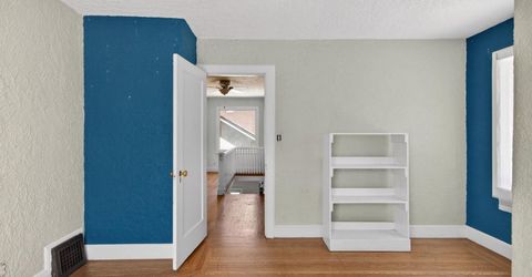 3265 Mckinley Blvd, Sacramento, CA 95816 Photo