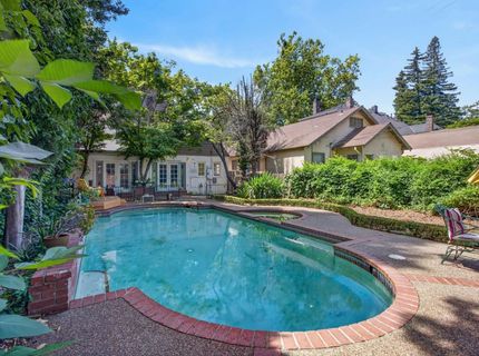 3265 Mckinley Blvd, Sacramento, CA 95816 Photo