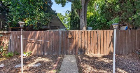 3265 Mckinley Blvd, Sacramento, CA 95816 Photo
