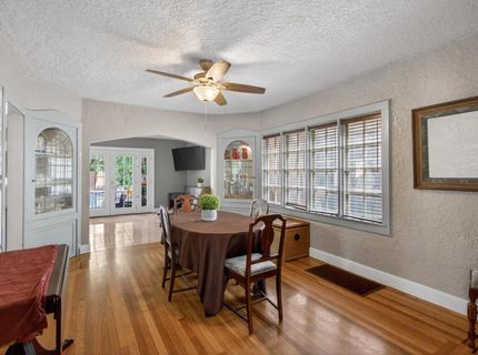3265 Mckinley Blvd, Sacramento, CA 95816 Photo