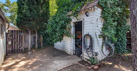 3265 Mckinley Blvd, Sacramento, CA 95816 Photo