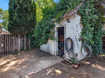 3265 Mckinley Blvd, Sacramento, CA 95816 Photo