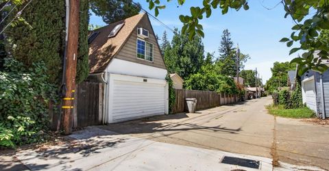3265 Mckinley Blvd, Sacramento, CA 95816 Photo