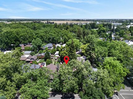 3265 Mckinley Blvd, Sacramento, CA 95816 Photo